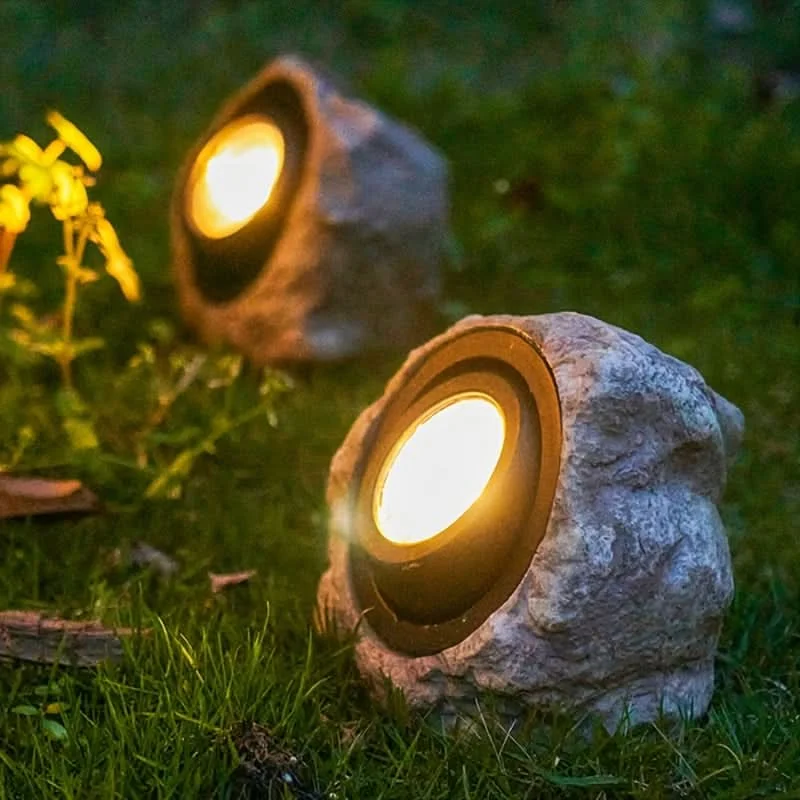 Stoneva - Solar Simulated Rock Garden Light