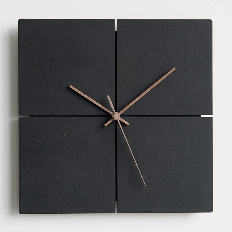 Schwarze skandinavische Wanduhr minimalistisches Design