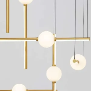 Acrobat LED Pendelleuchte 16-flammig 3000K Schwarz, moderne Design-Hängeleuchte mit goldenen Stäben und Opalglaskugeln
