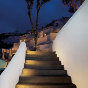 Bang LED Außenbodeneinbauleuchte Weiß IP67 beleuchtet Treppe im Außenbereich