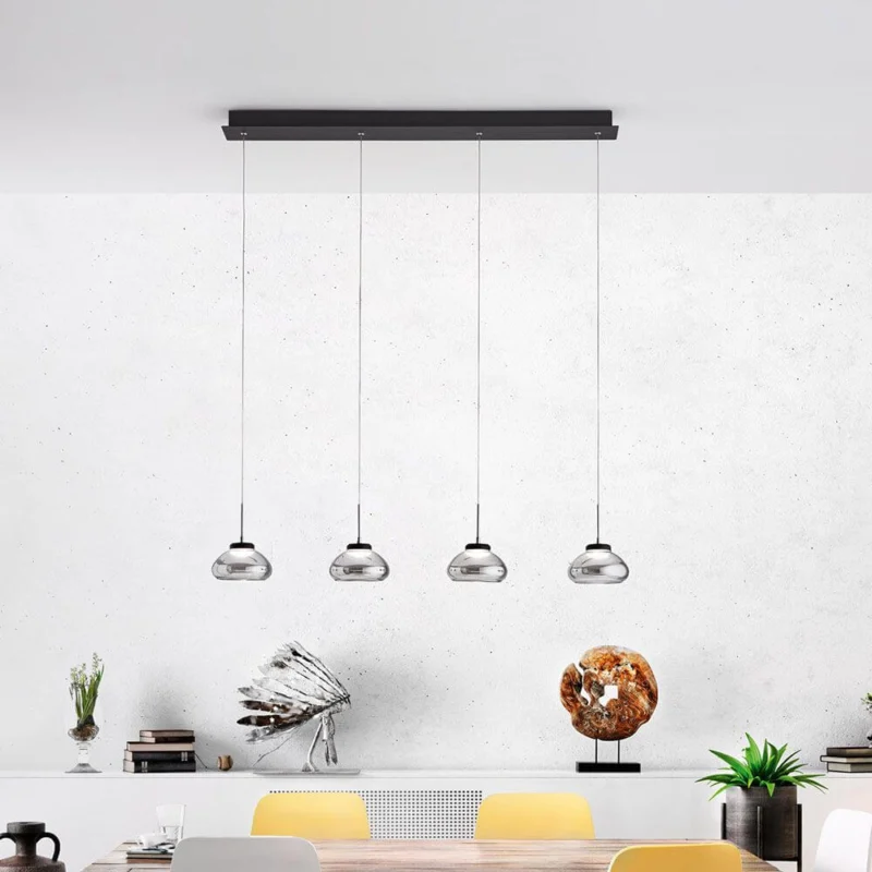 Arabella LED Pendellampe 4-flammig Glas in modernem Design mit markantem geblasenen Glas.