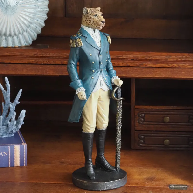 Leopard Figur · Anthropomorphe Offiziersfigur im Napoleonischen Stil · Polyresin