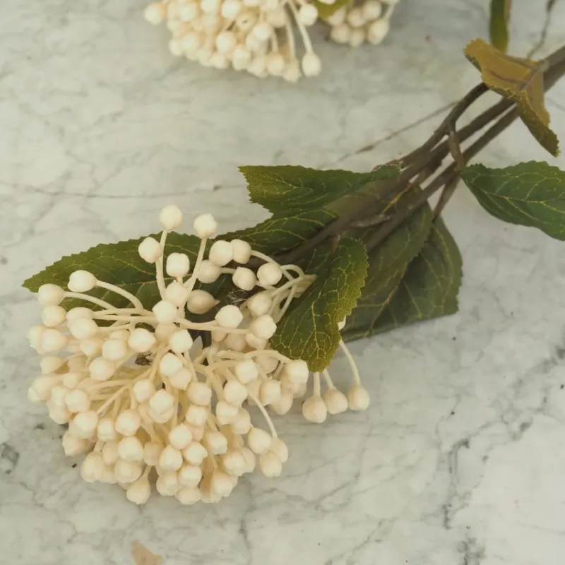Knospenzweig Creme · Deko-Zweig mit Schneeball-Knospendolden im Landhausstil