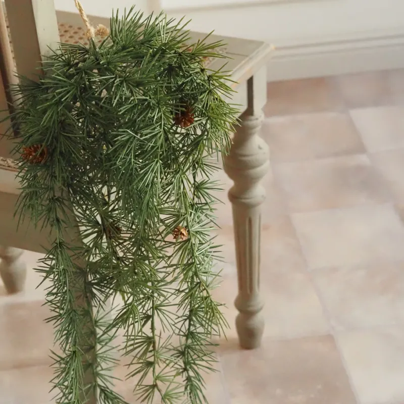 Lärchenhänger Grün · Nadelzweig Zapfen Winterdekoration