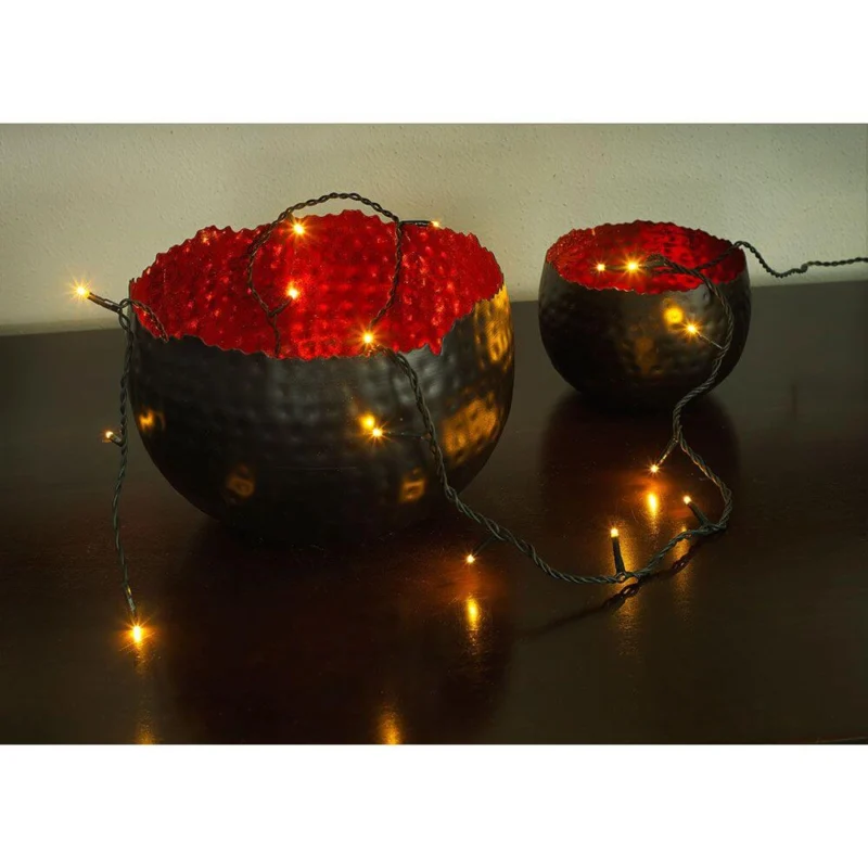4m Micro LED Lichterkette 35 bernsteinfarbene Dioden in dekorativen Schalen mit rotem Innenleben.