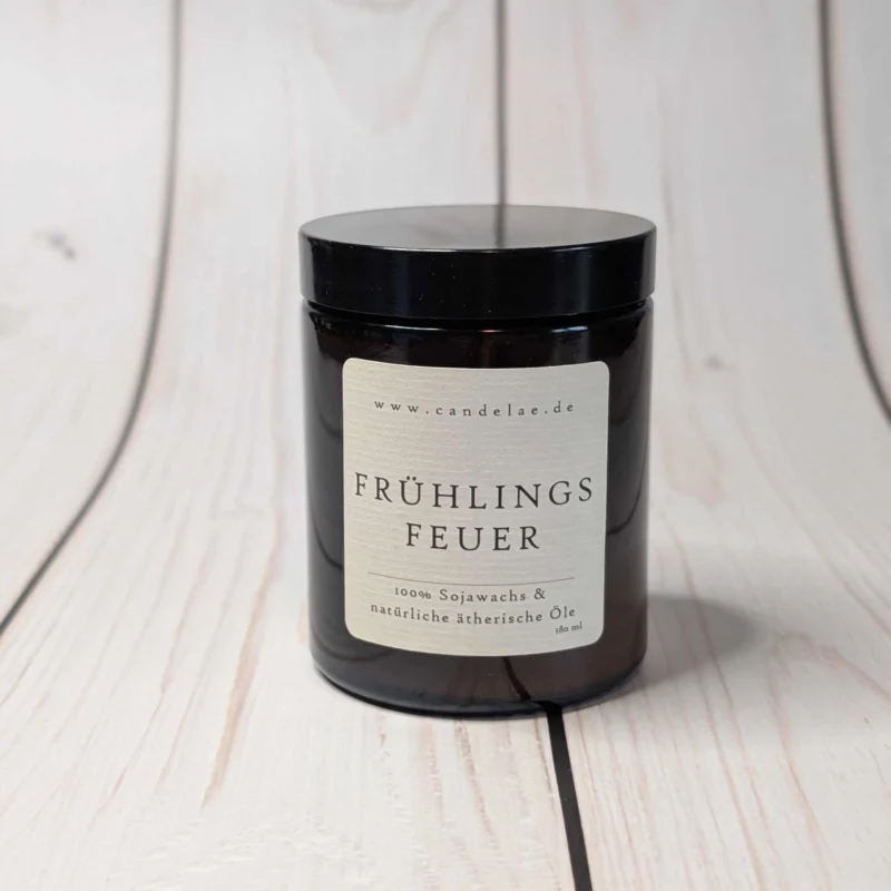 Frühlingsfeuer Duftkerze Garten Edition, Sonderposten aus Sojawachs für draußen
