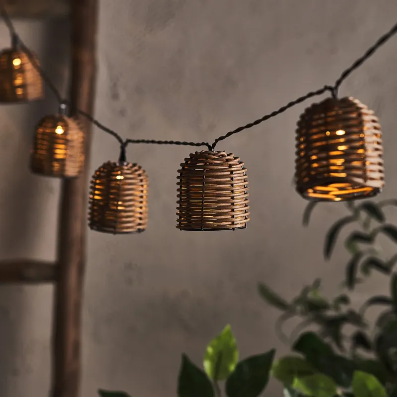 10er Solar Lichterkette Rattan Laternen