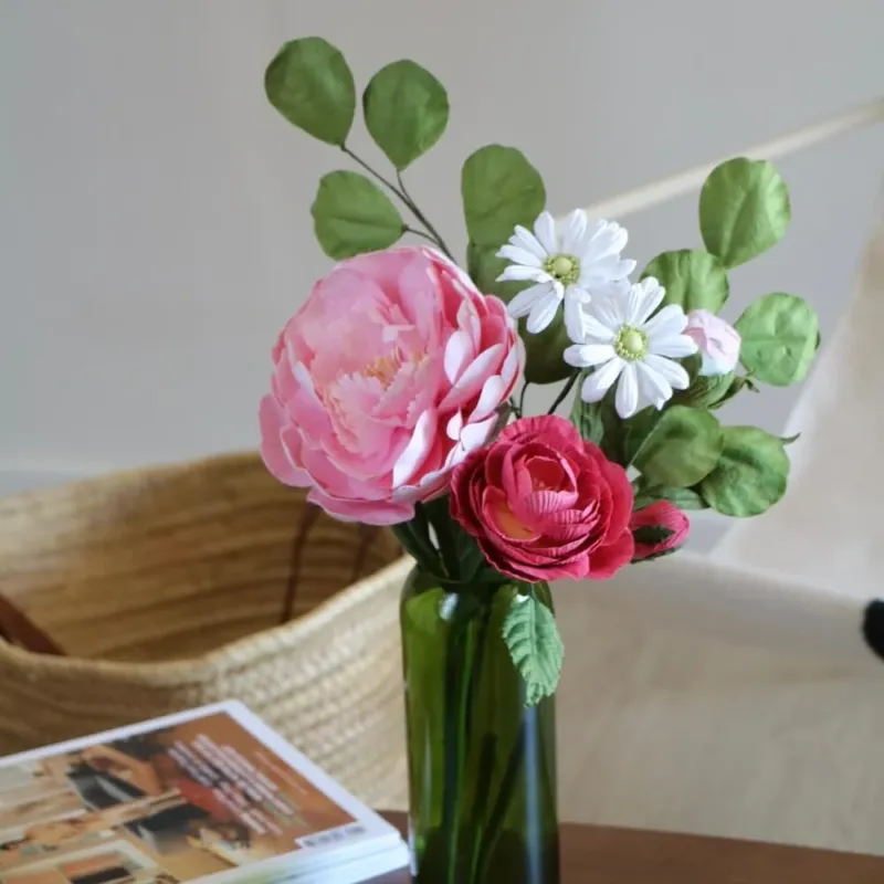 Bouquet fleurs en papier Buonarroti, composition colorée inspirée de la Renaissance - Flowrette