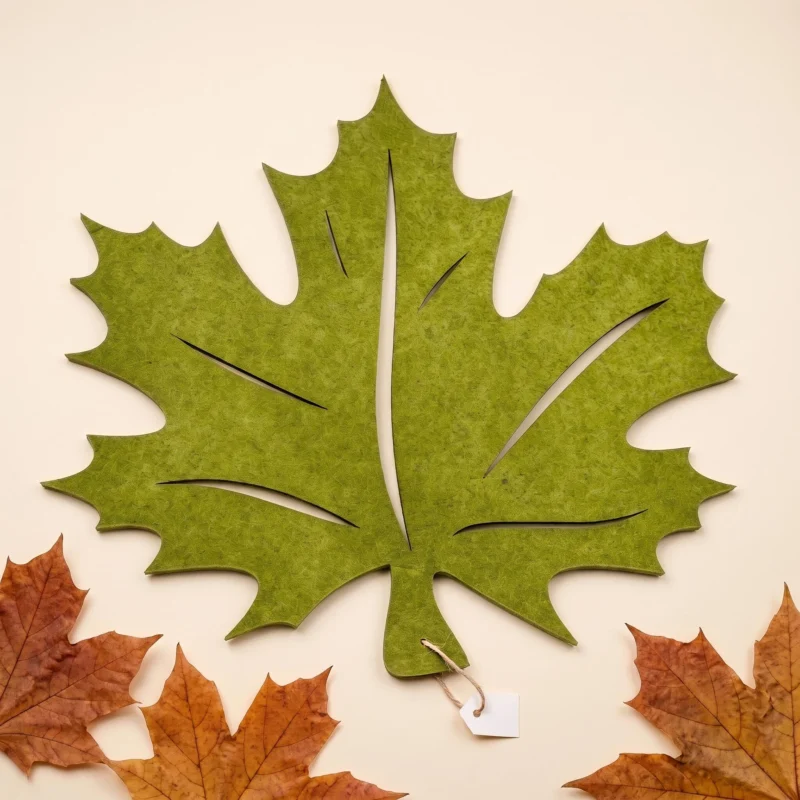 Autumn leaf - Wall-hanger - 47cm - Green