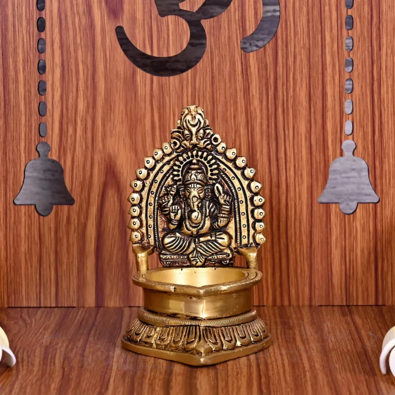Brass Ganesha Diya/lamp (4.5 inch)