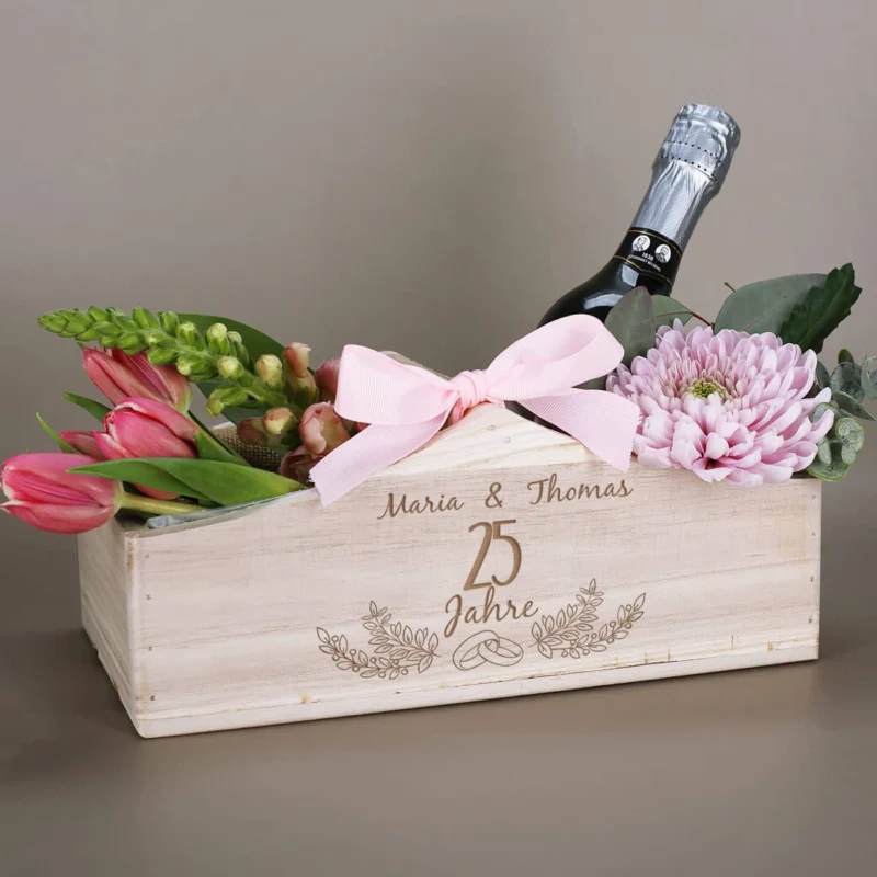 Personalisierter Pflanzkorb zum Hochzeitstag mit hochwertiger Gravur