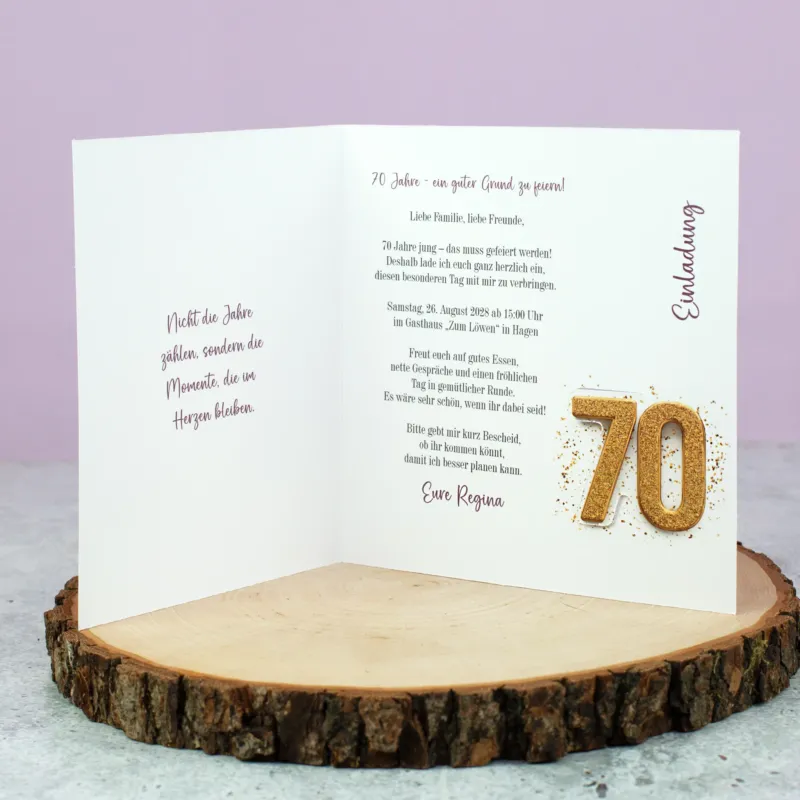 Geöffnete Einladungskarte mit Einladungstext zum 70. Geburtstag innen