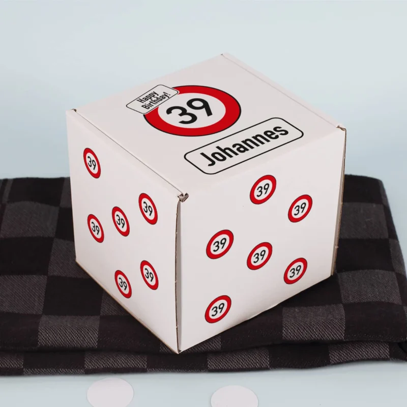 Bedruckte Geschenkbox S mit Verkehrszeichen