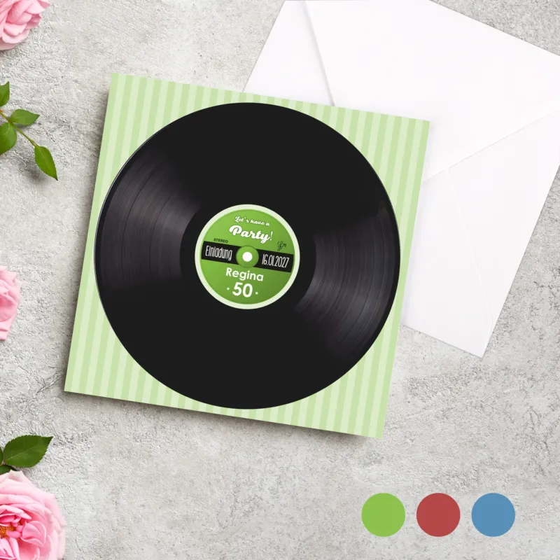 Einladungskarte Geburtstag im Schallplatten-Design mit grünem Label, Name Regina und Zahl 50 auf Karte