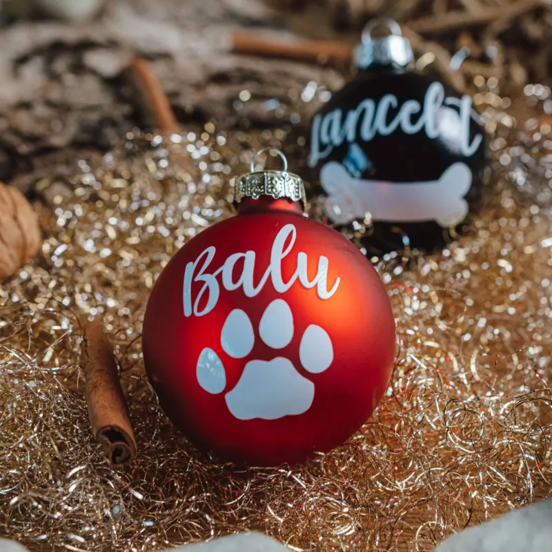 Personalisierte Weihnachtskugel Pfote 6-8cm